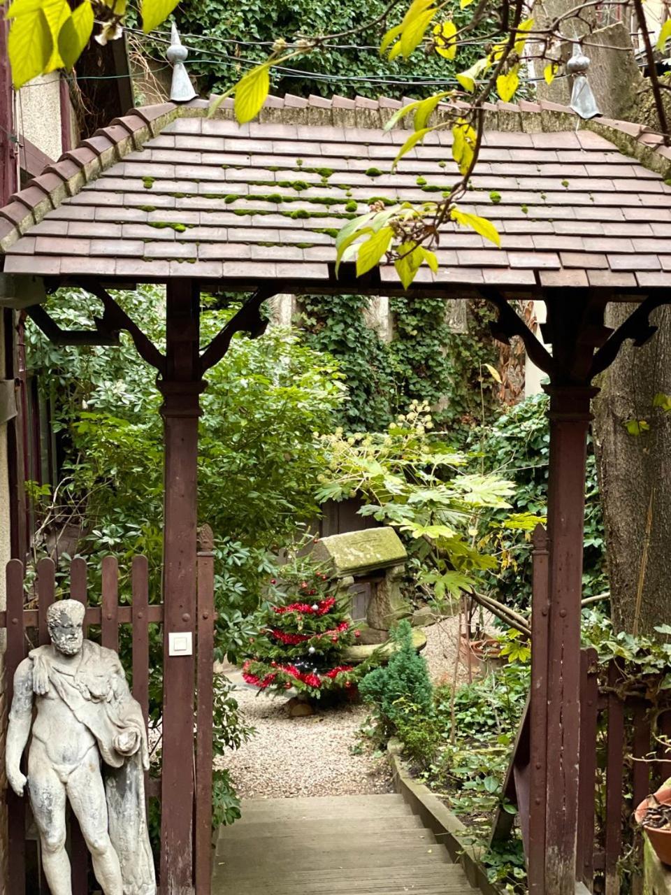 New : Atelier Artiste Montmartre Apartment ปารีส ภายนอก รูปภาพ